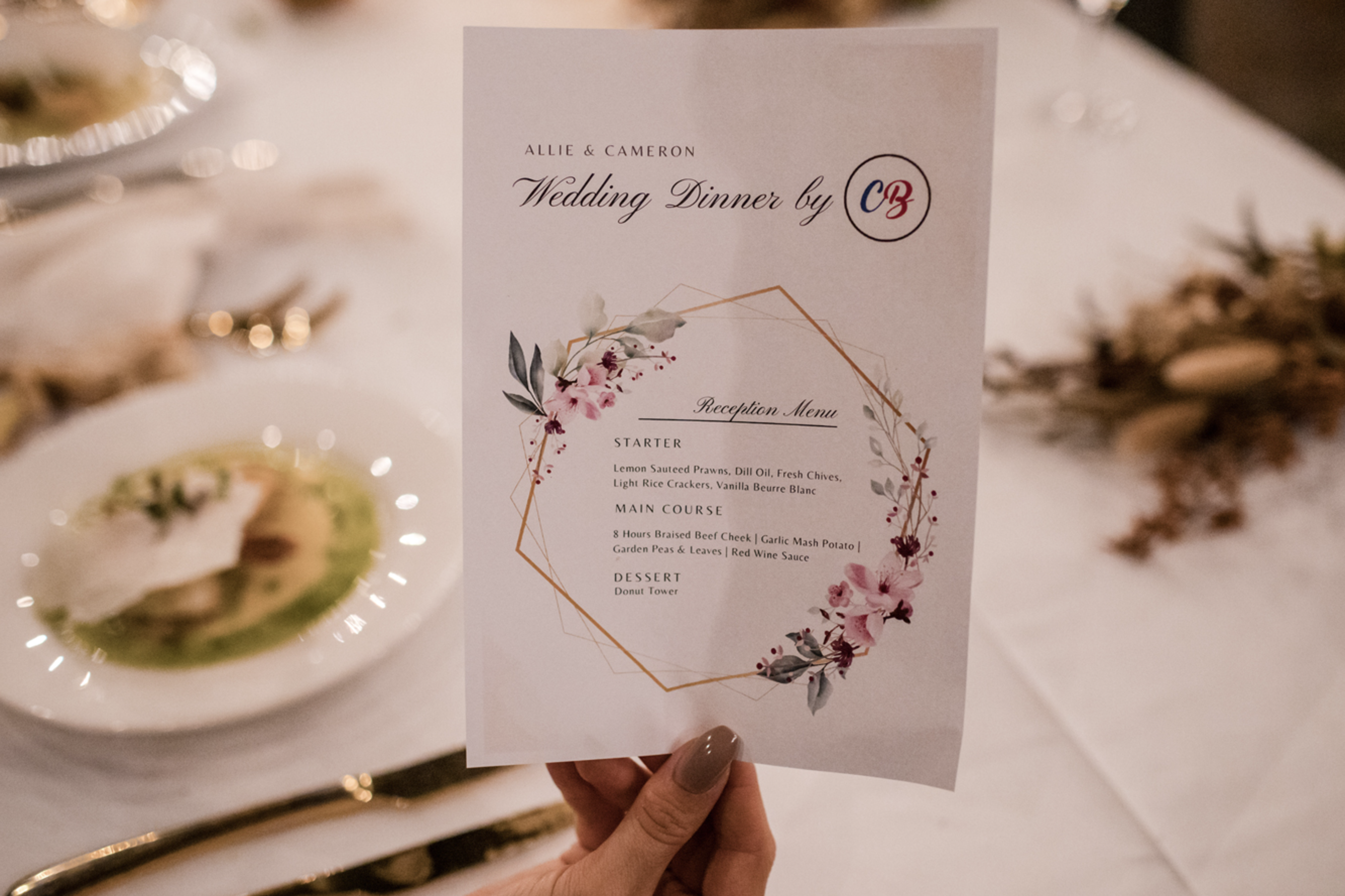 C'est Bon Cairns-2343577