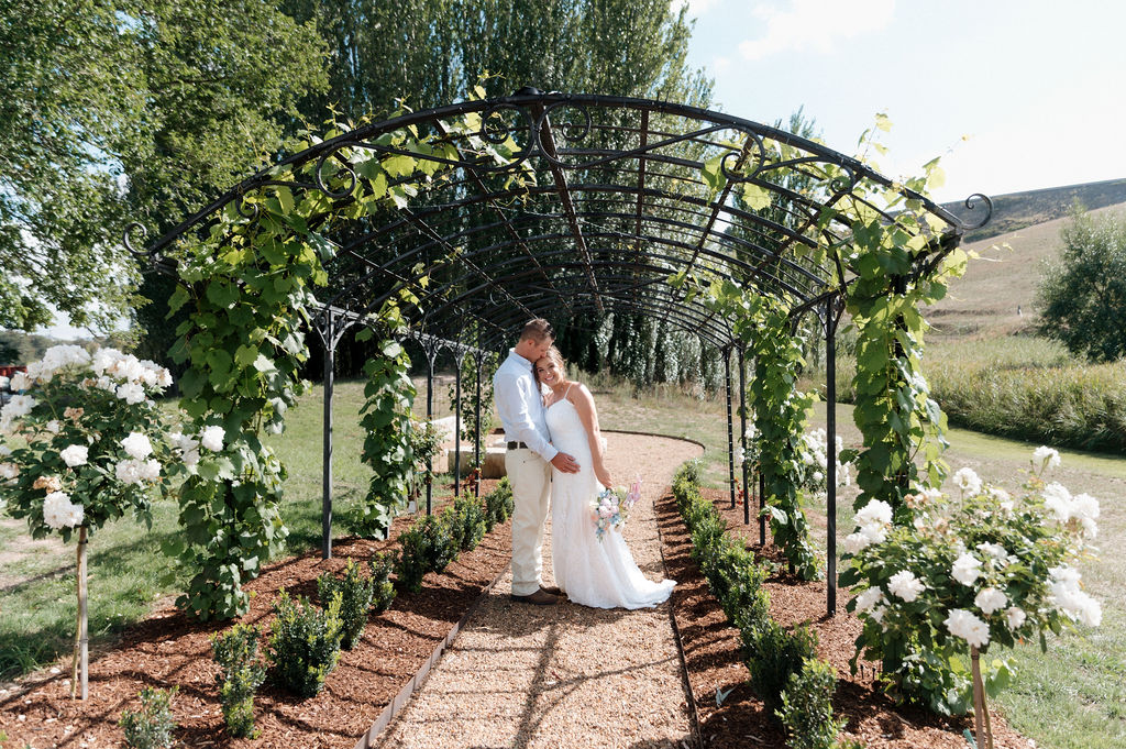 Clifton Woolshed-2500711