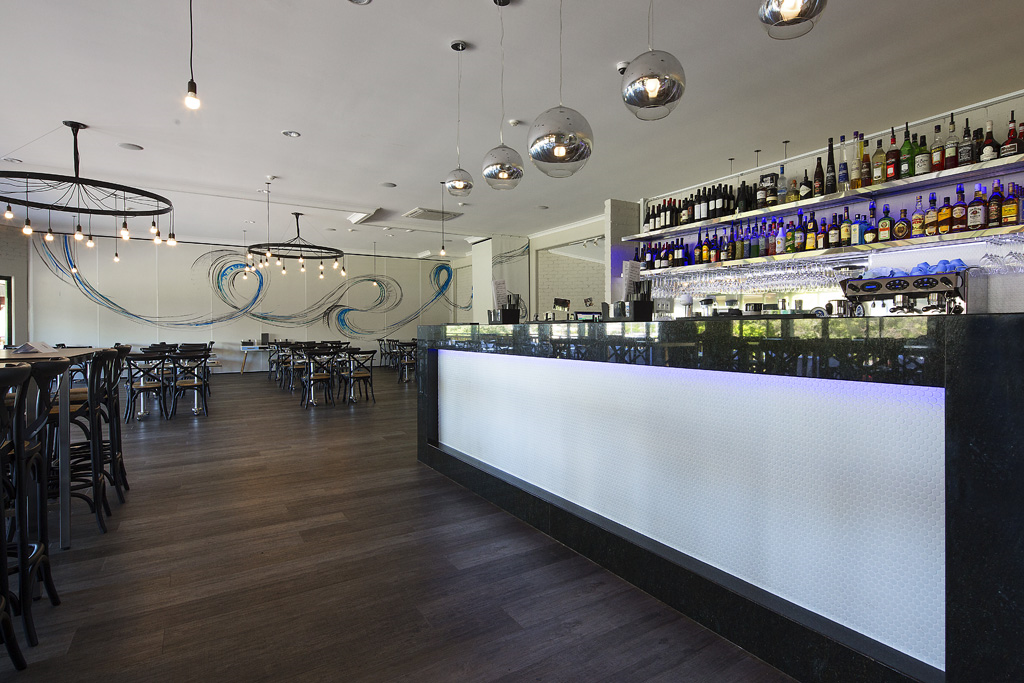 Blue Owl Cafe and Restaurant-499091