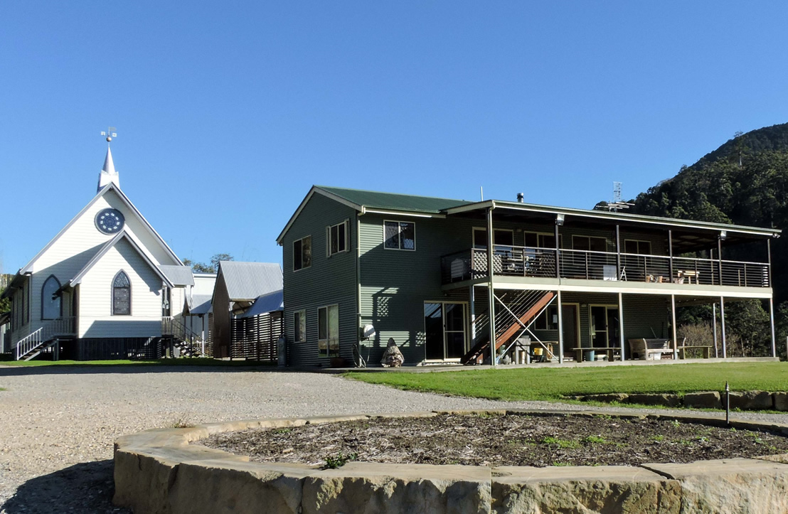 Natural Weddings at Natural Bridge-758278