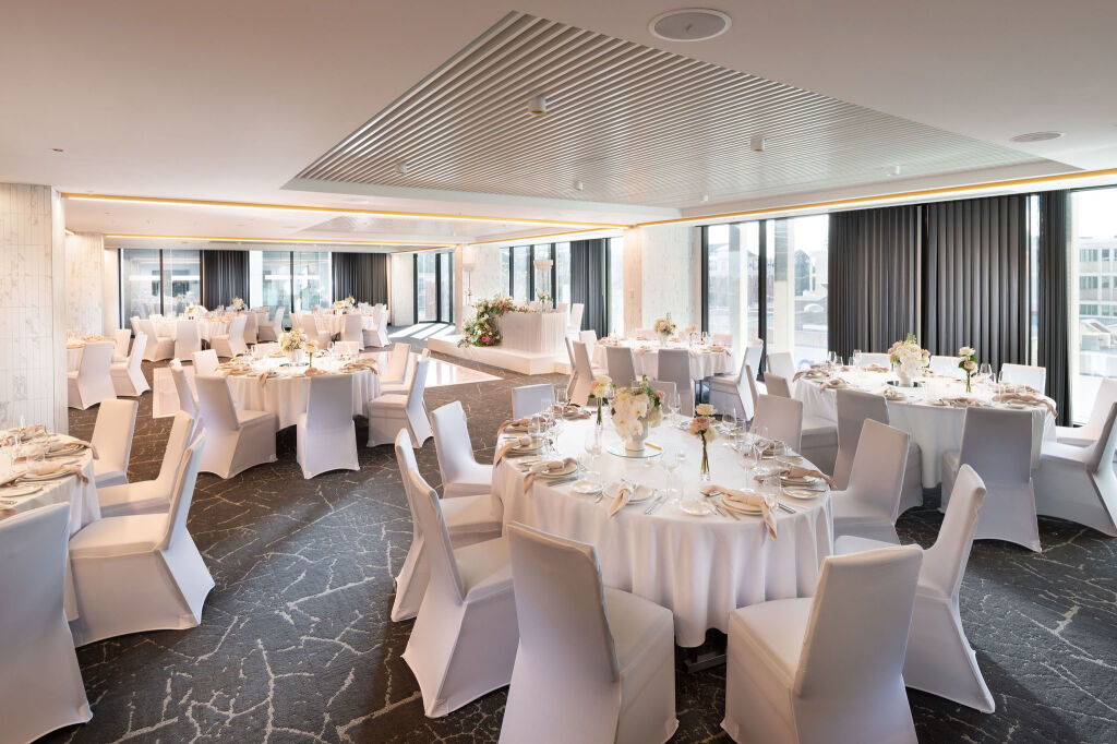 Crowne Plaza Adelaide