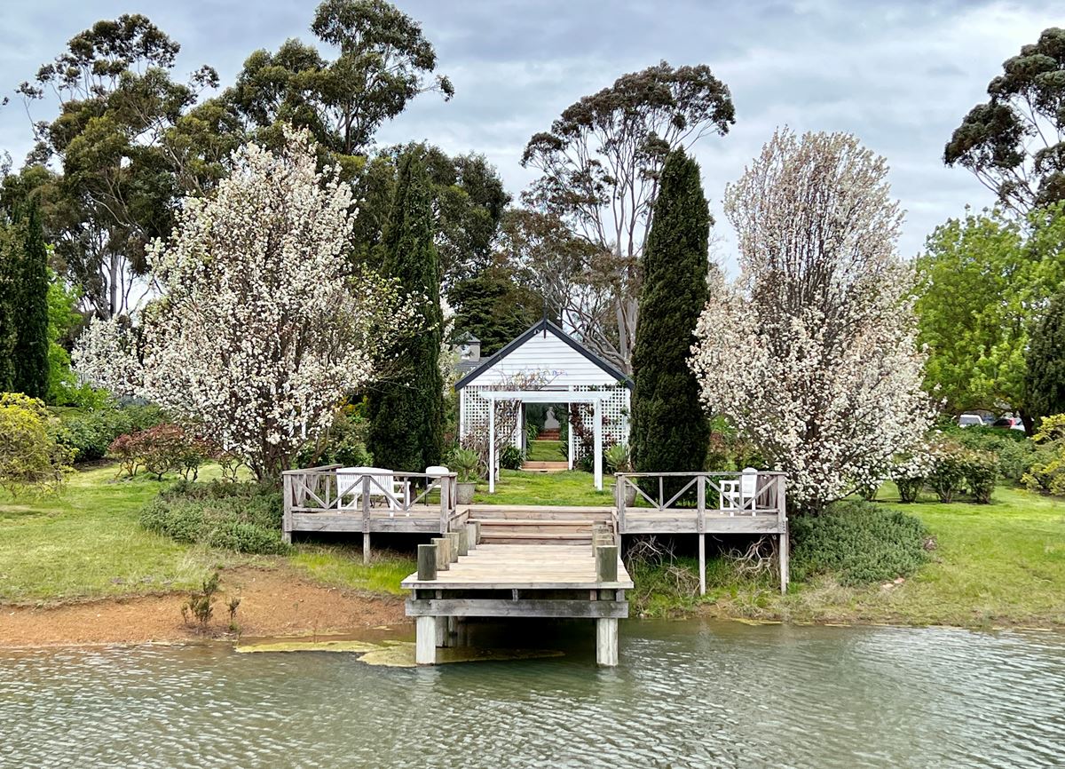 Dalywaters Rose Garden & Chapel