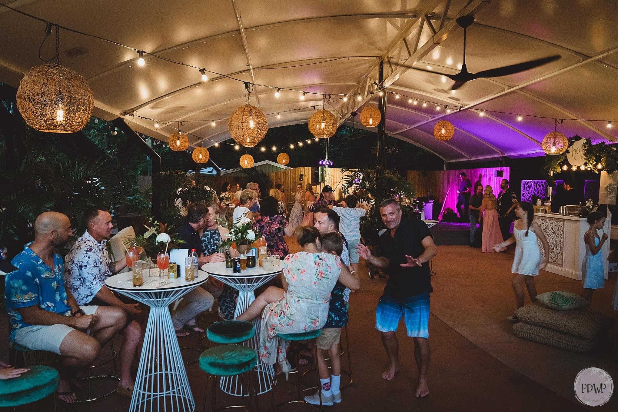 Ellis Beach Bar & Grill-2093328