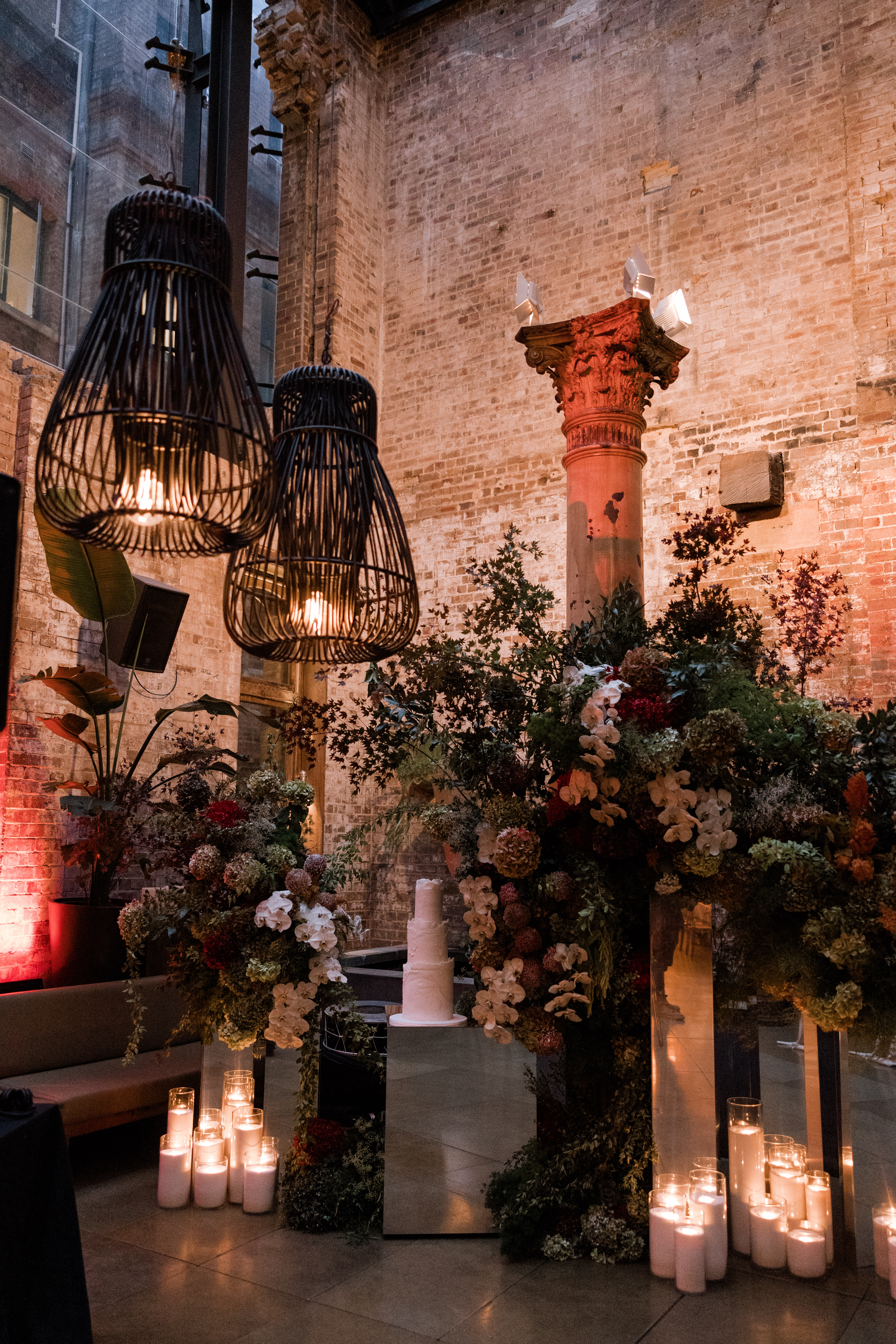 Establishment Bar-2493400