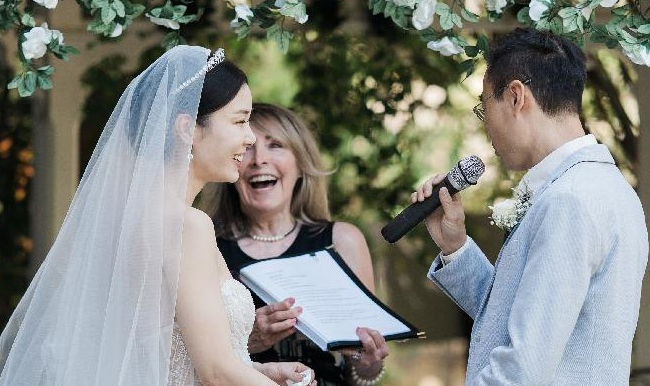 Janet Lomax ~ Sydney's Inner West Marriage Celebrant