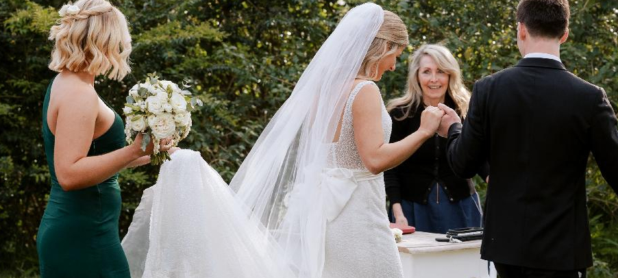 Janet Lomax ~ Sydney's Inner West Marriage Celebrant