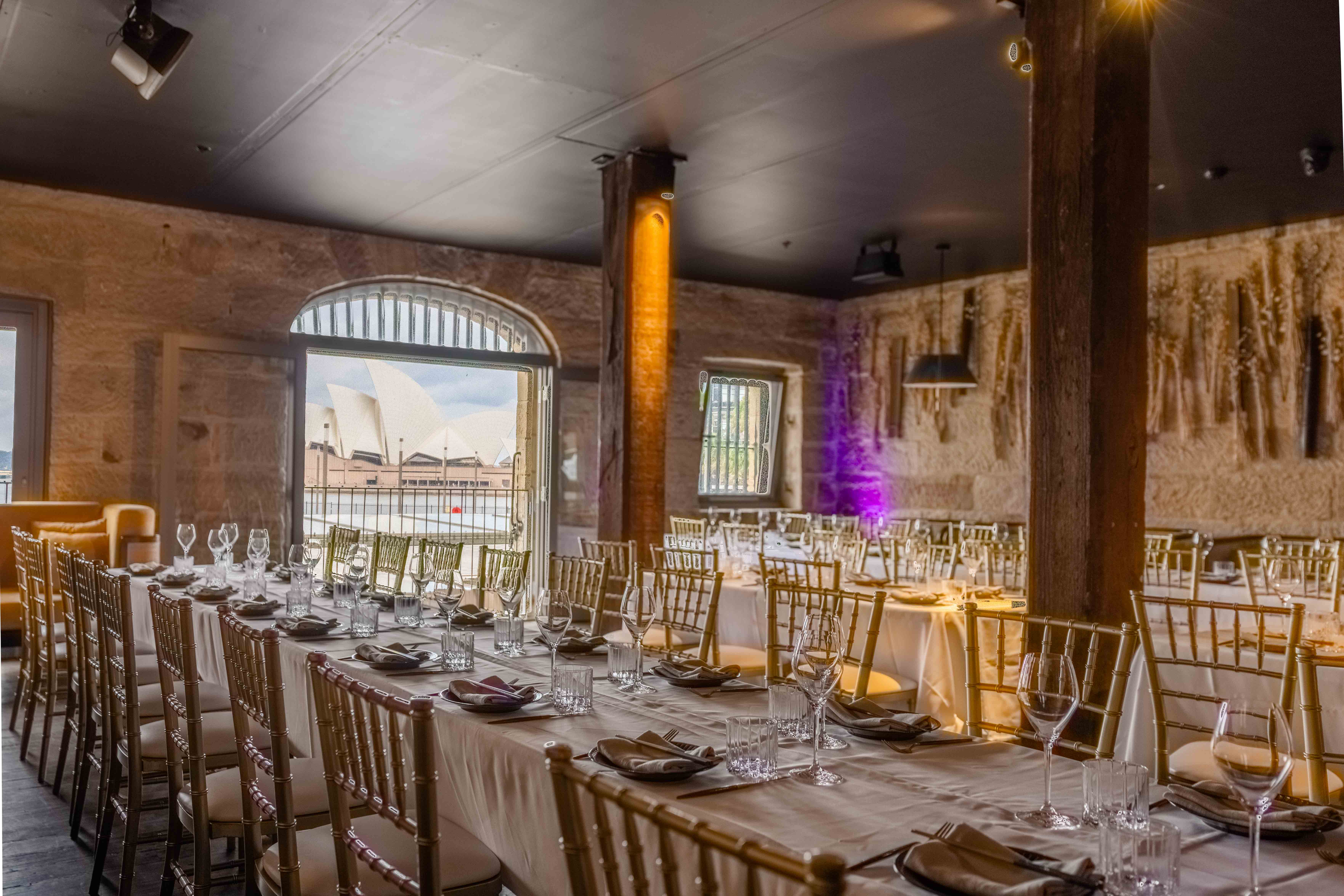 Luna Lu and Como Italian at Campbell's Stores-2487359