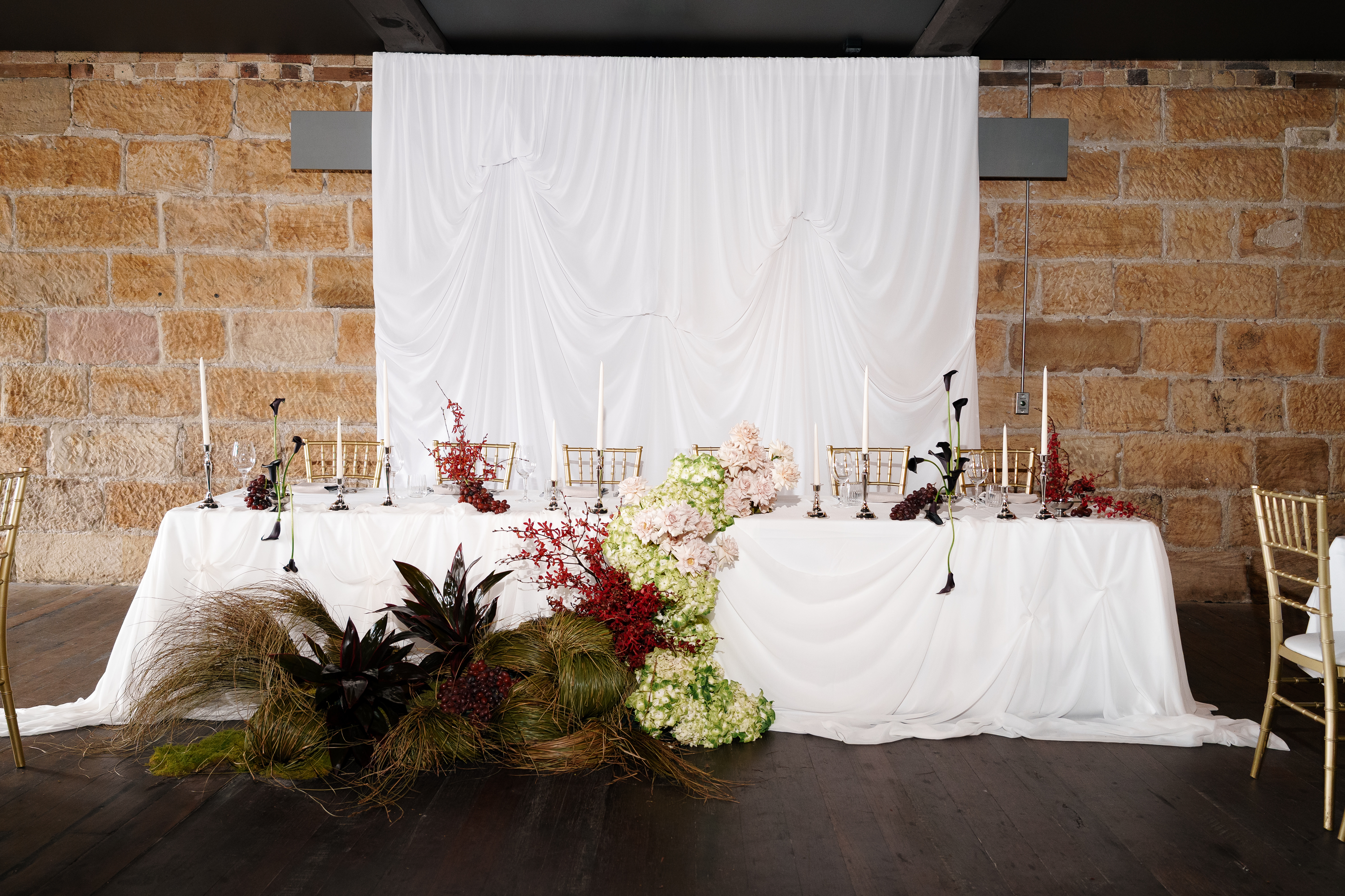 Luna Lu and Como Italian at Campbell's Stores-2487357