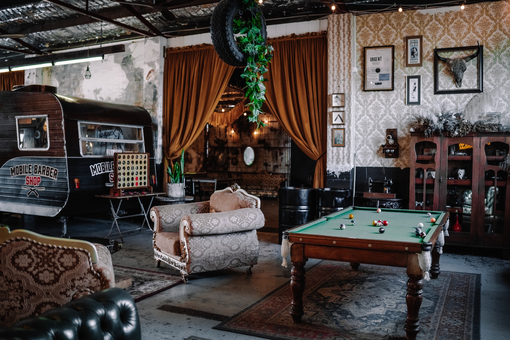 Mobile Barber Shop Depot-2373823