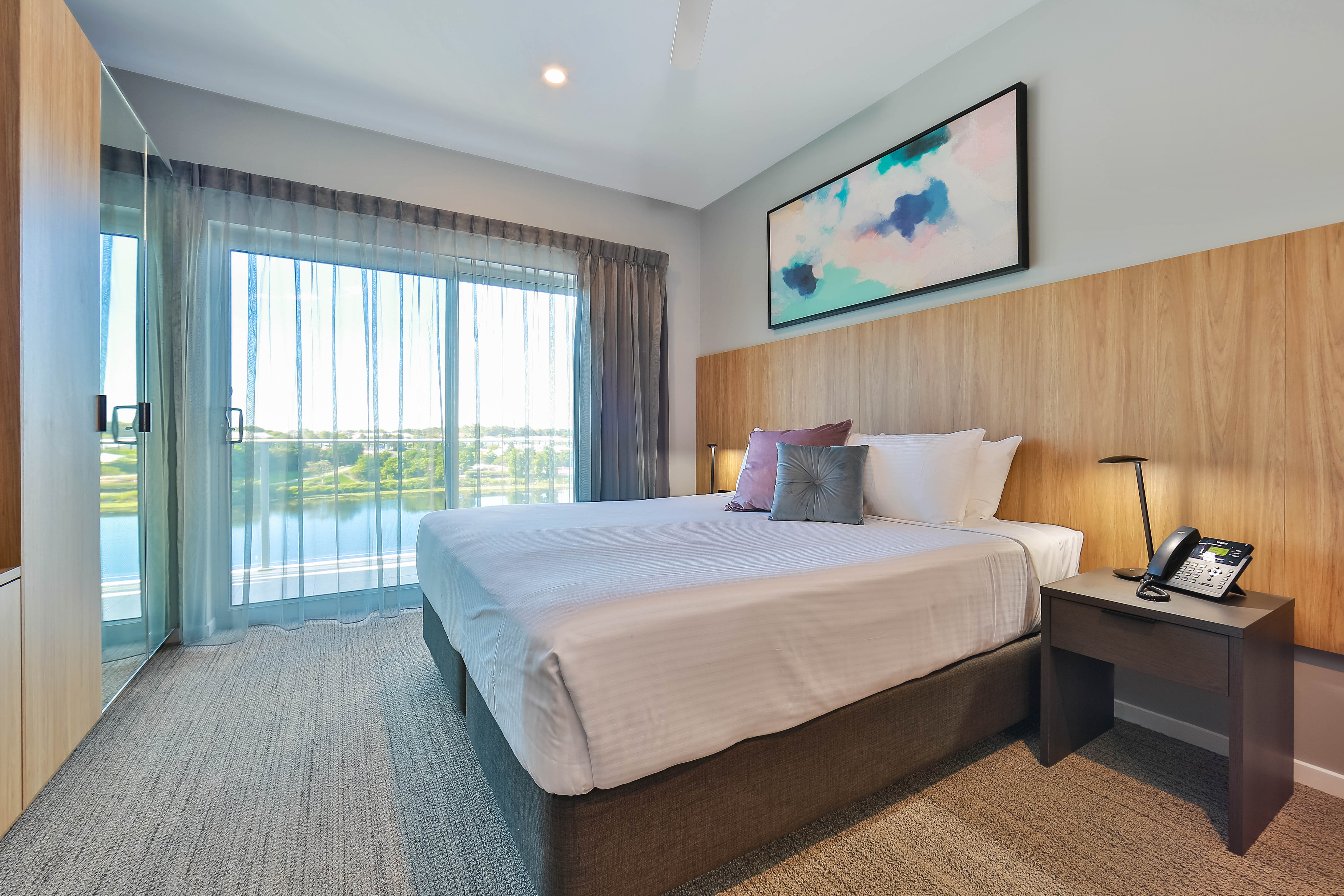 North Lakes Hotel-2164255