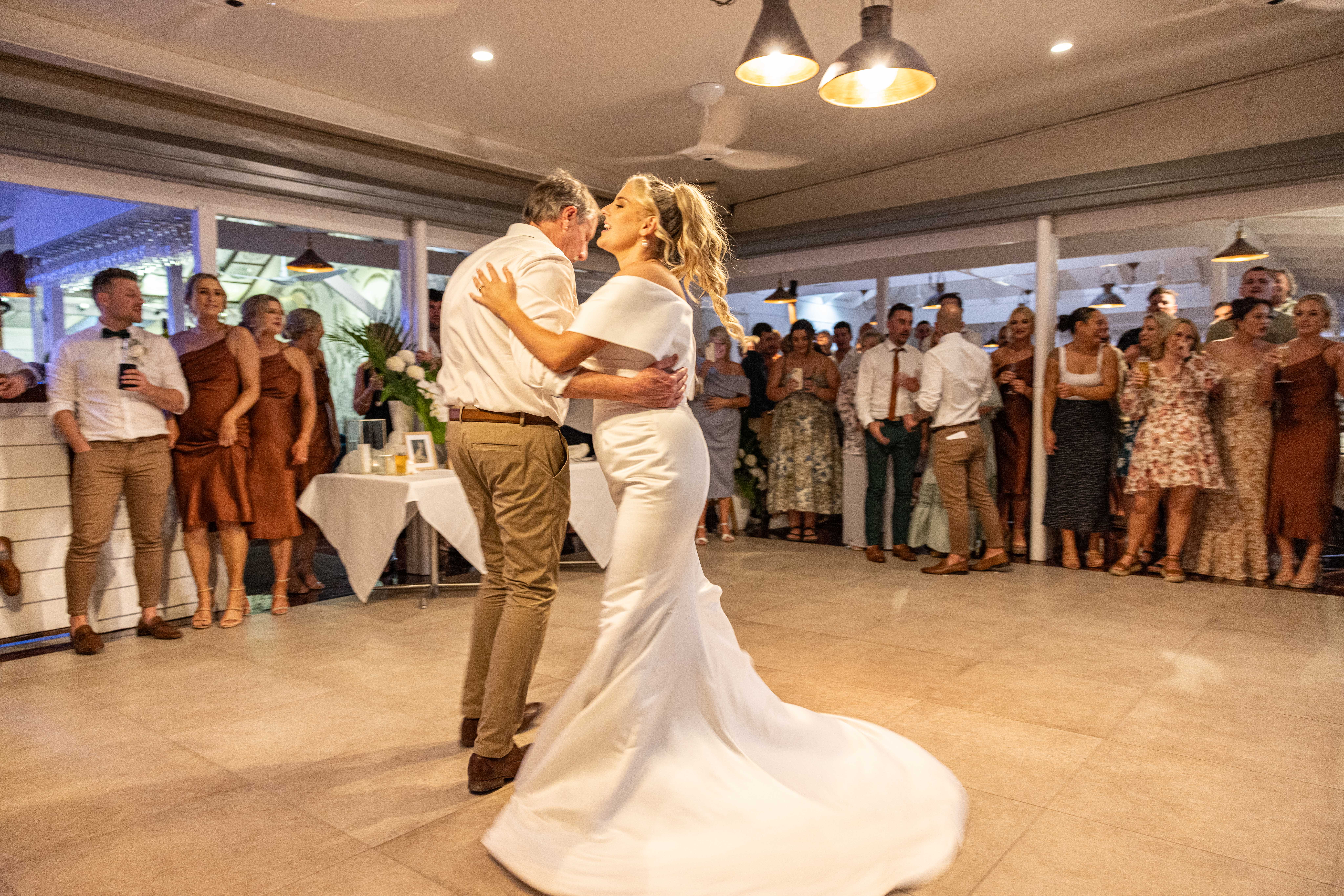 Salsa Port Douglas-2432796