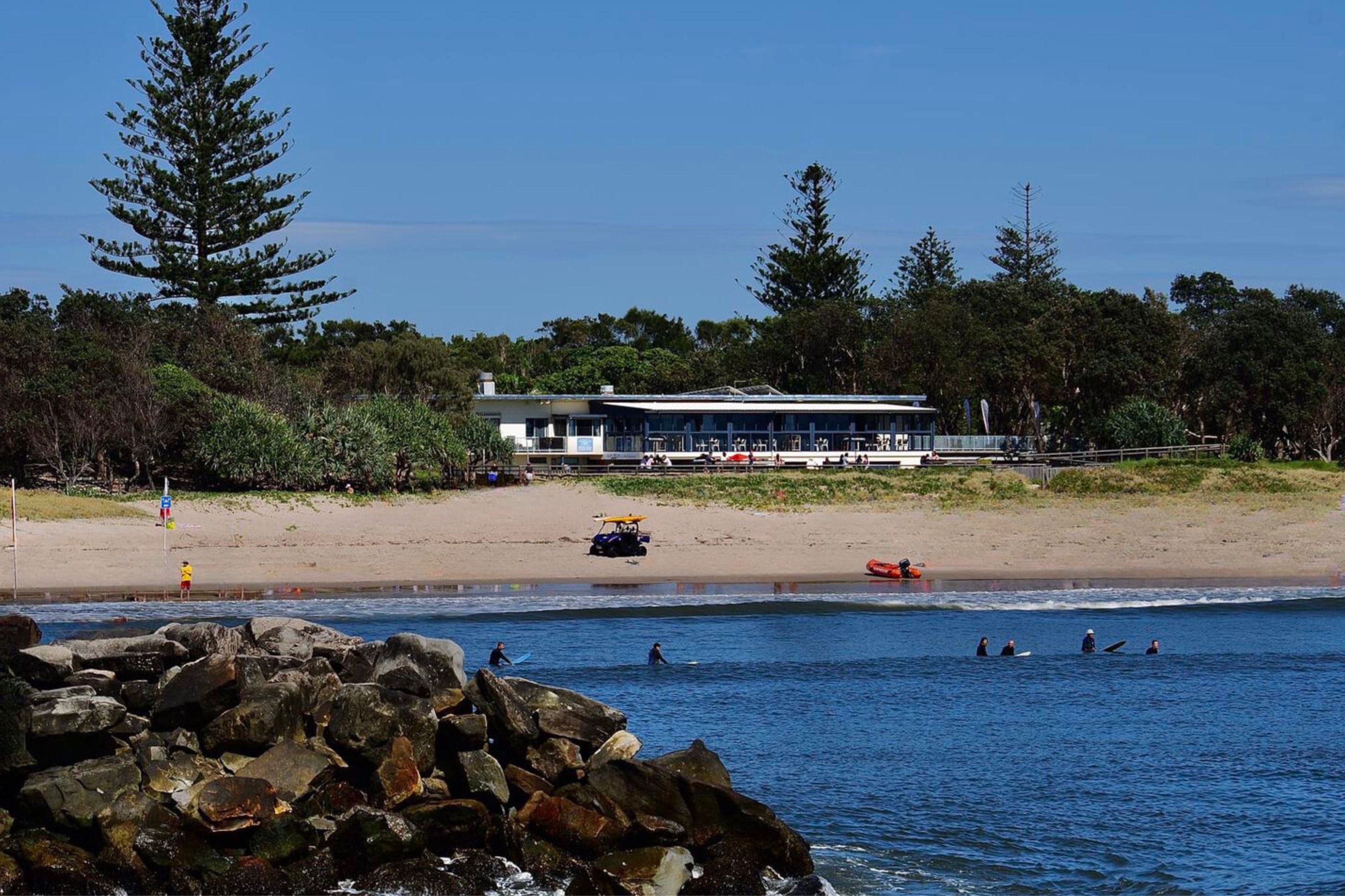 Sandbar and Restaurant-2297391