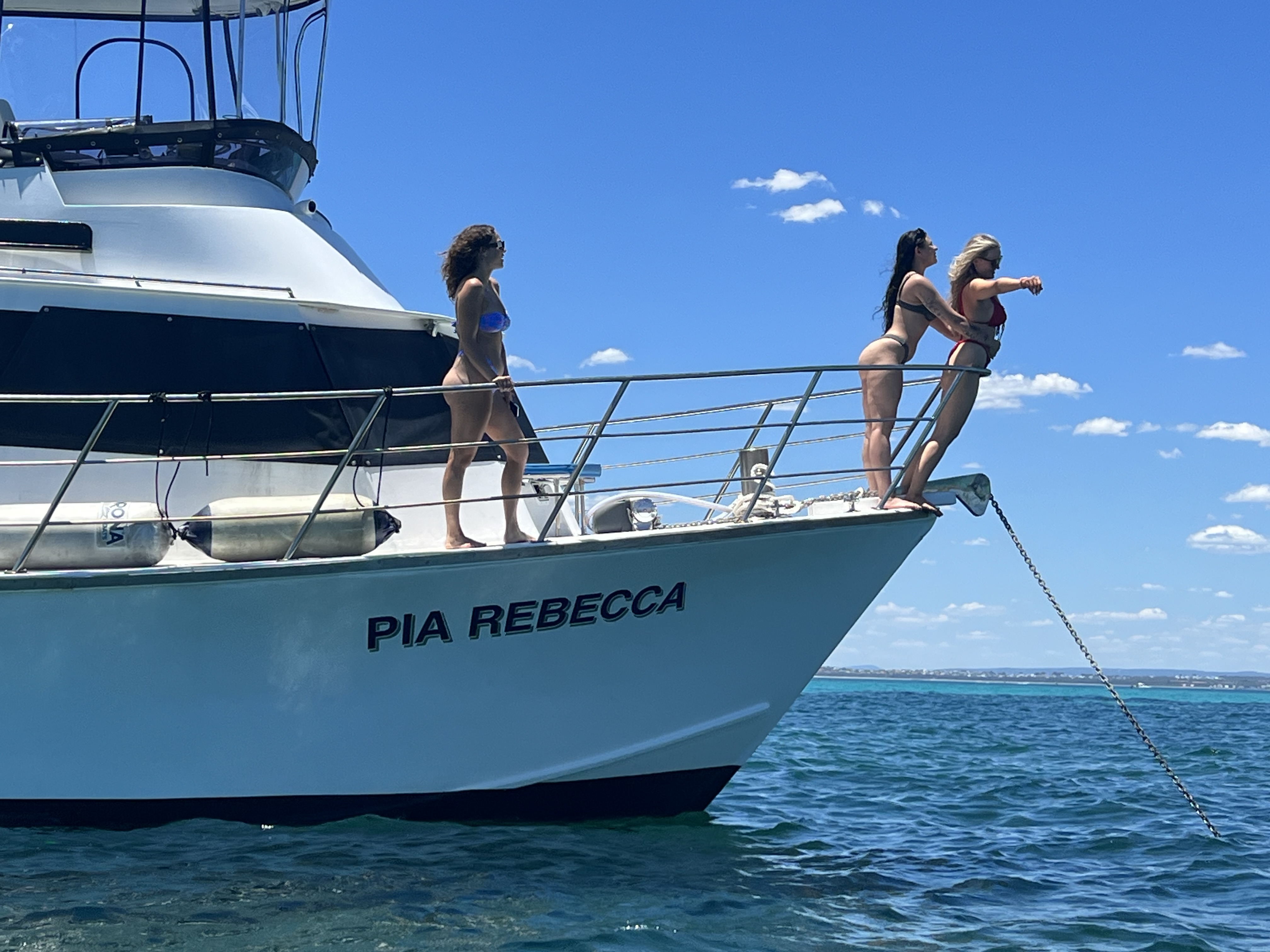 Sundowner Boat Charters