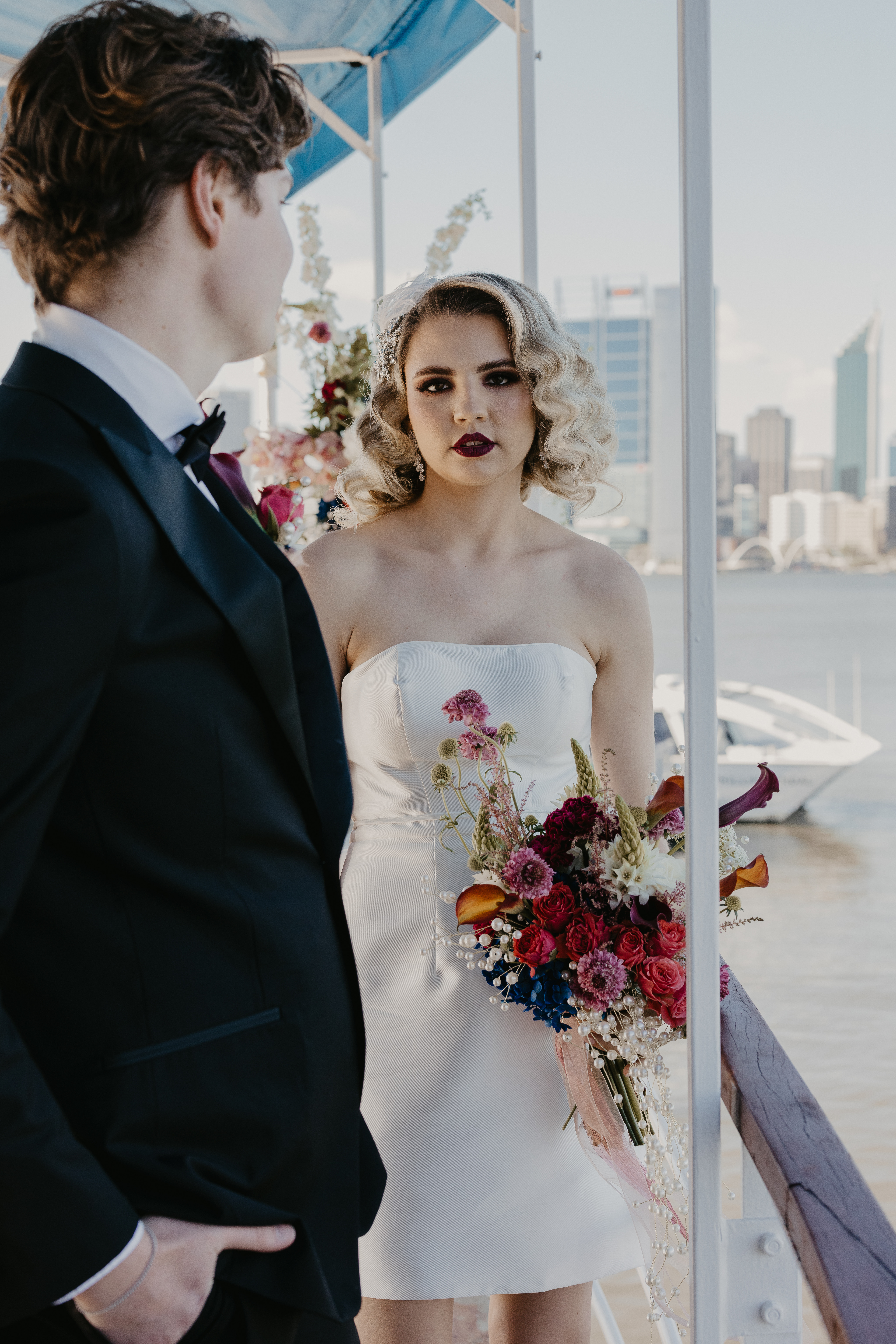 The Decoy Paddle Steamer-2459012