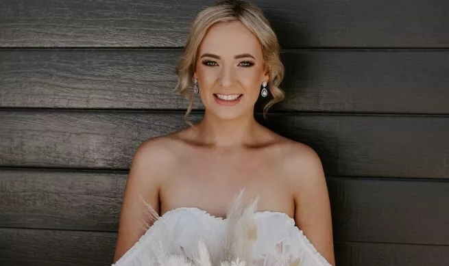 The Peacock & The Hair