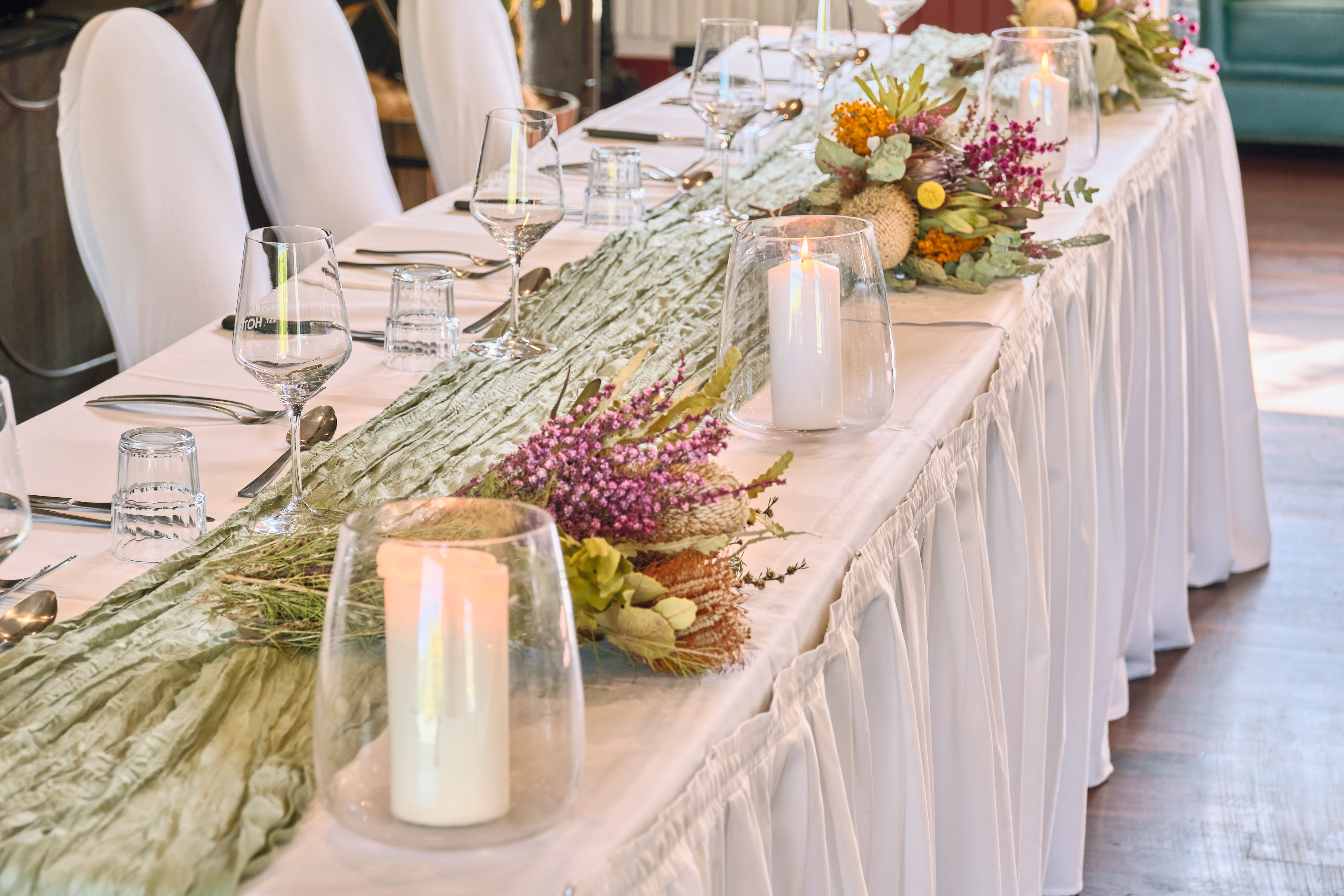 The Stirling Arms Hotel-2460518