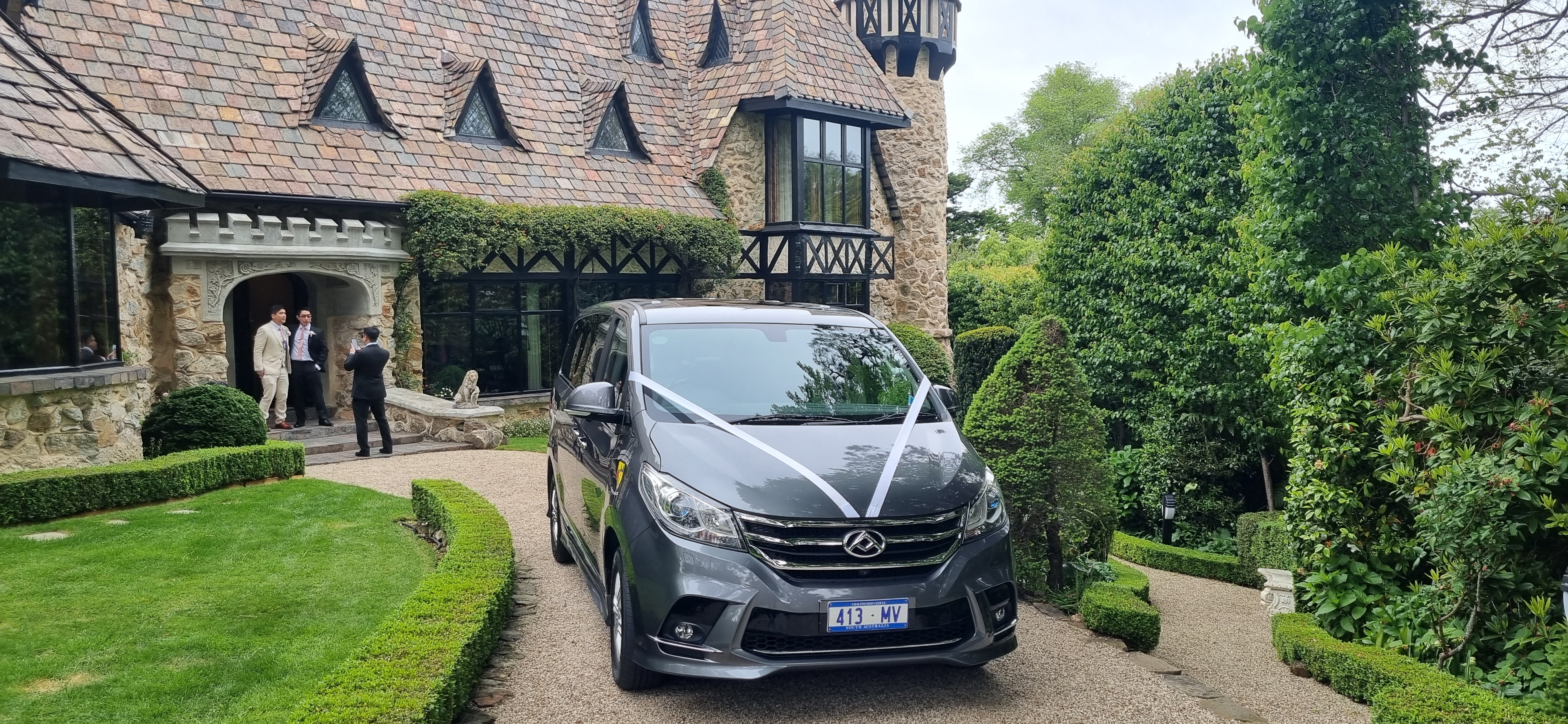 Touring Adelaide SA Chauffeur Services