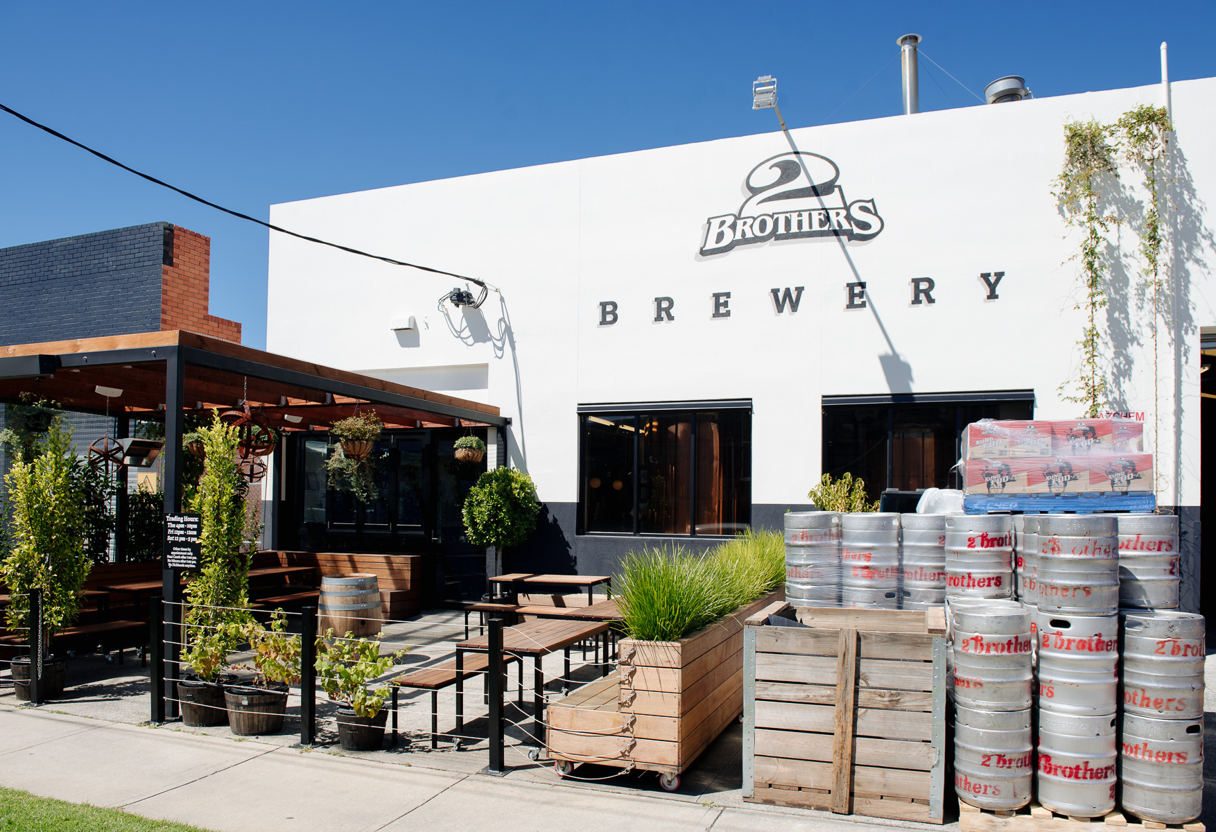 2 Brothers Brewery-1600881