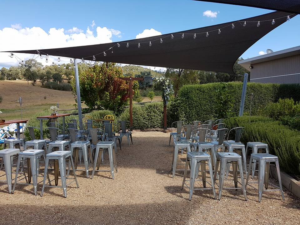 Amongst The Sticks Restaurant and Catering-1490944