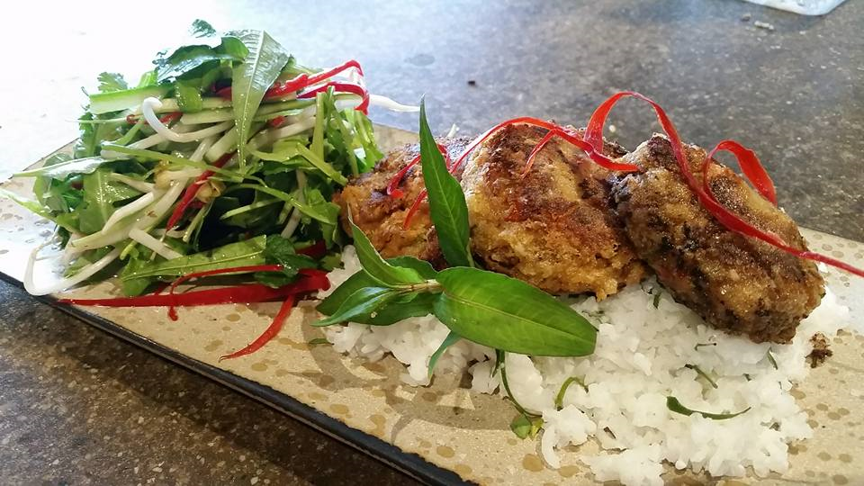 Amongst The Sticks Restaurant and Catering-1616985