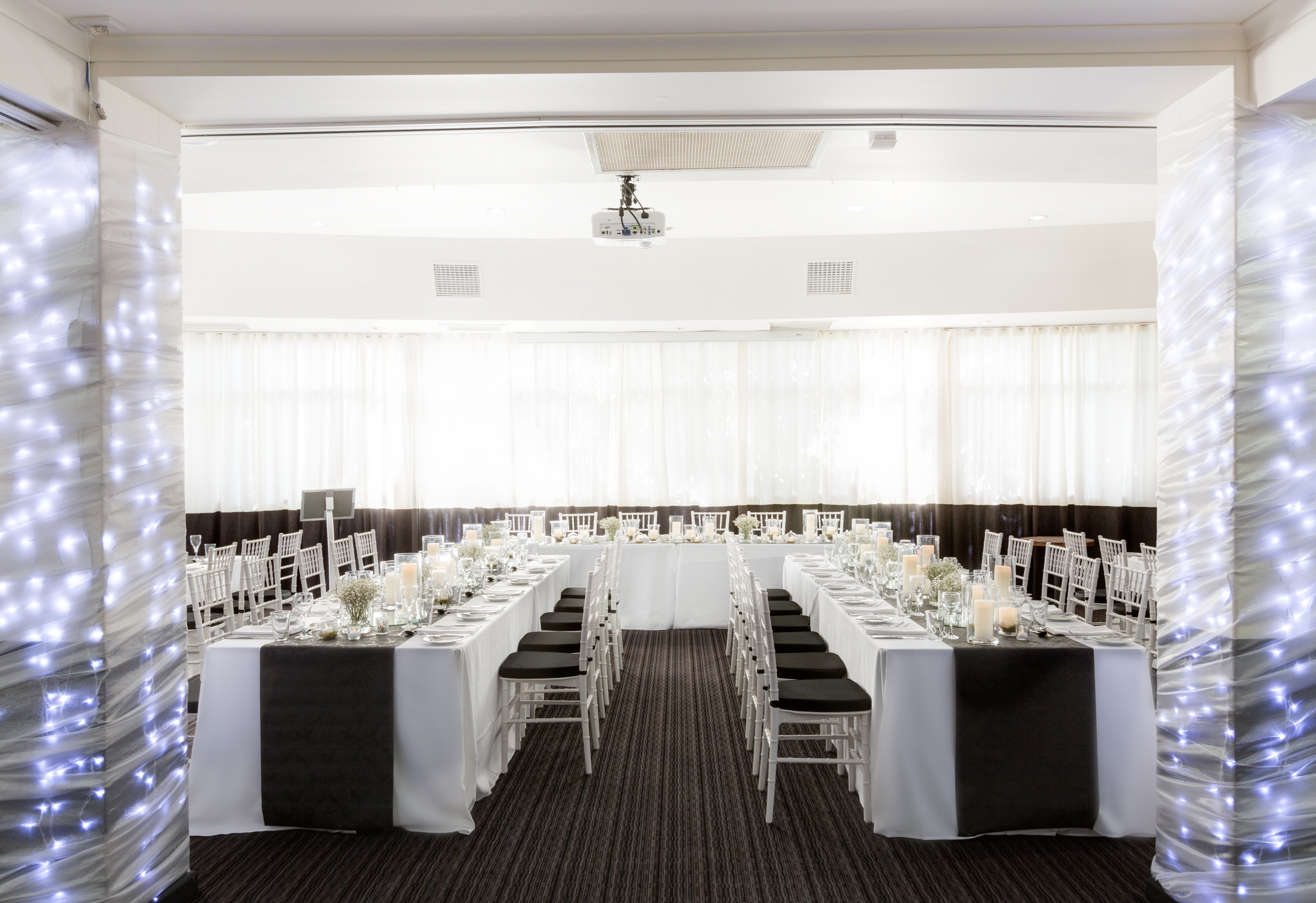 Atura Albury-1802805