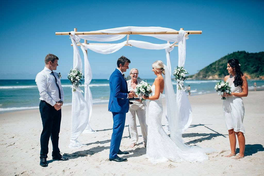 Barefoot at Broken Head-1728863