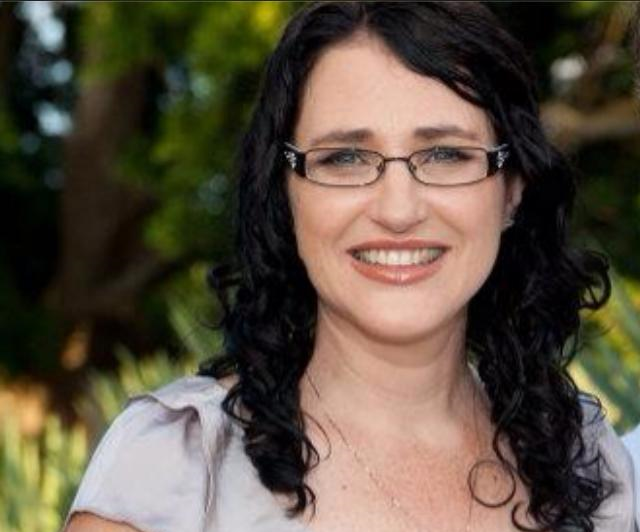 Karen Beckham - Forever Yours Marriage Celebrant