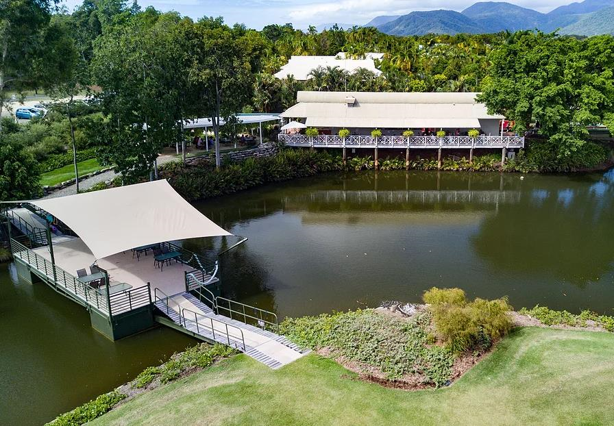 St. Crispins-1741520