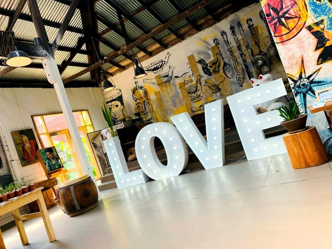 The Pub With Two Names-1762445