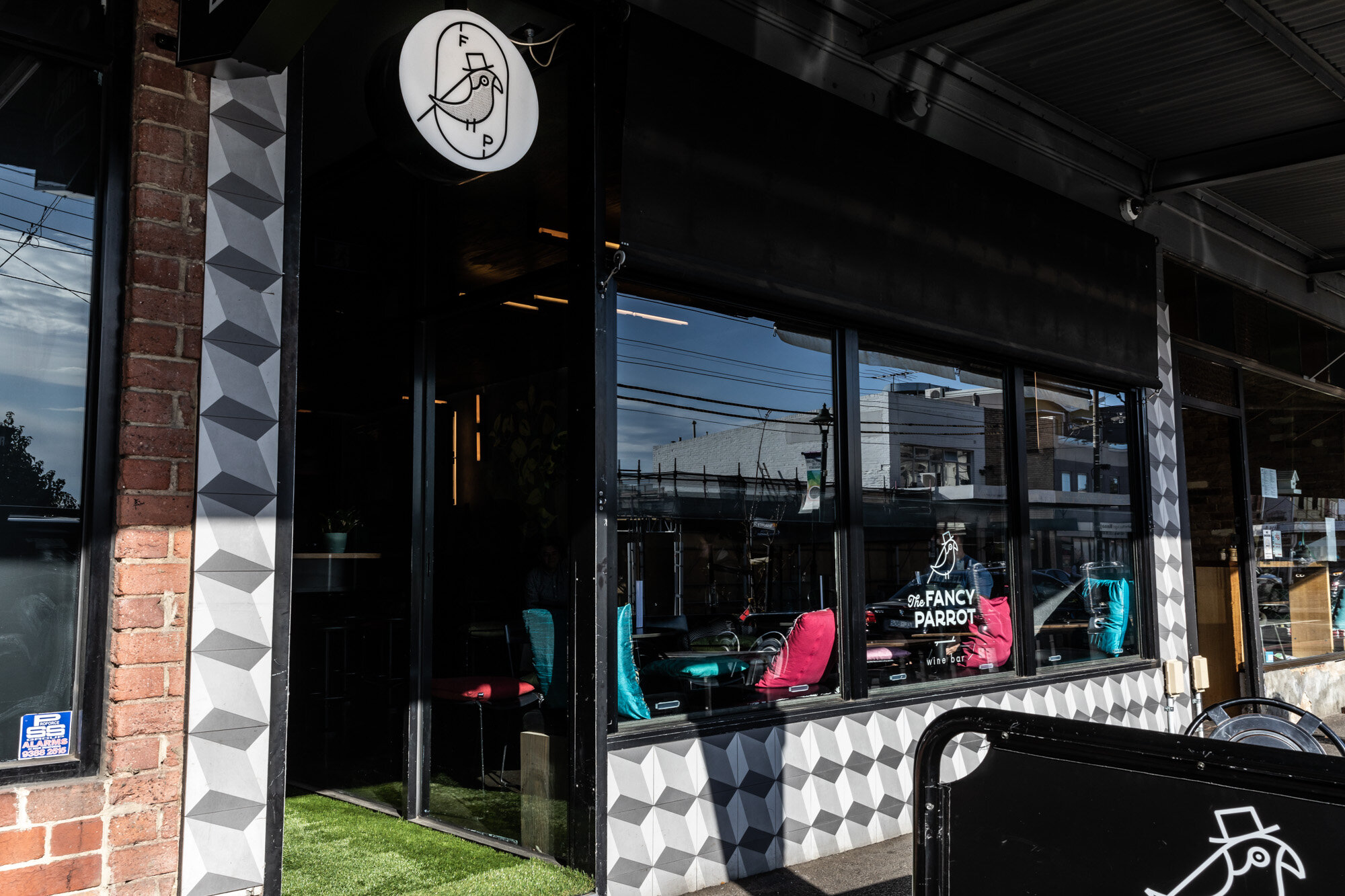 The Fancy Parrot-1871587