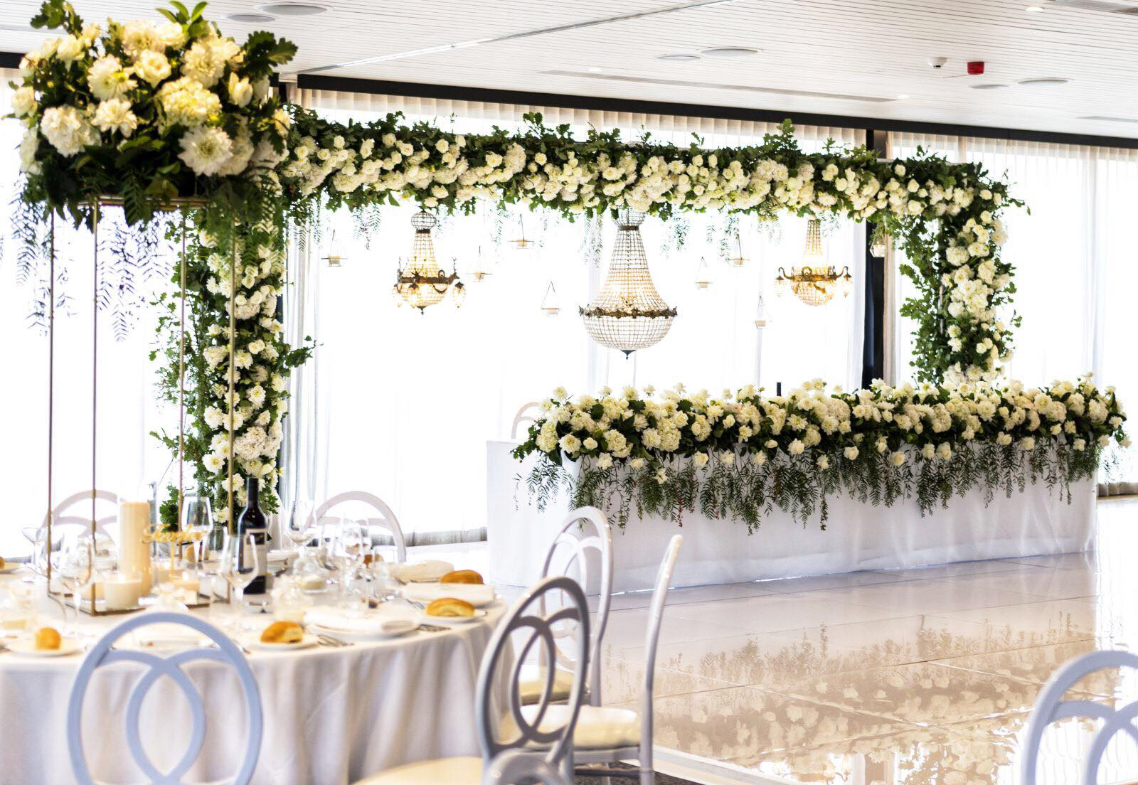 Aqua Luna Waterfront Dining-1904572