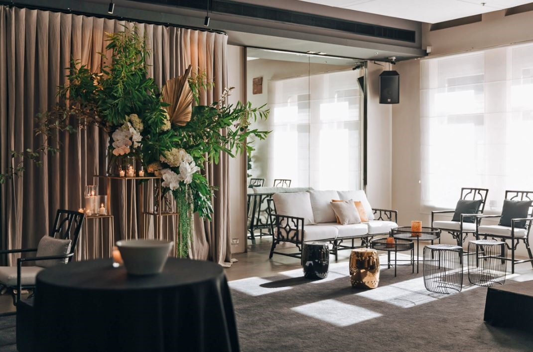 Establishment Ballroom-2008195