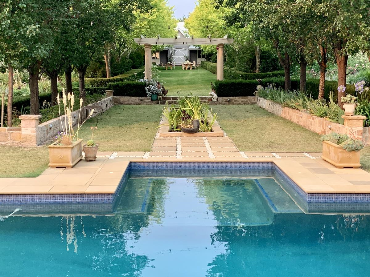 Chanticleer Gardens-1957303