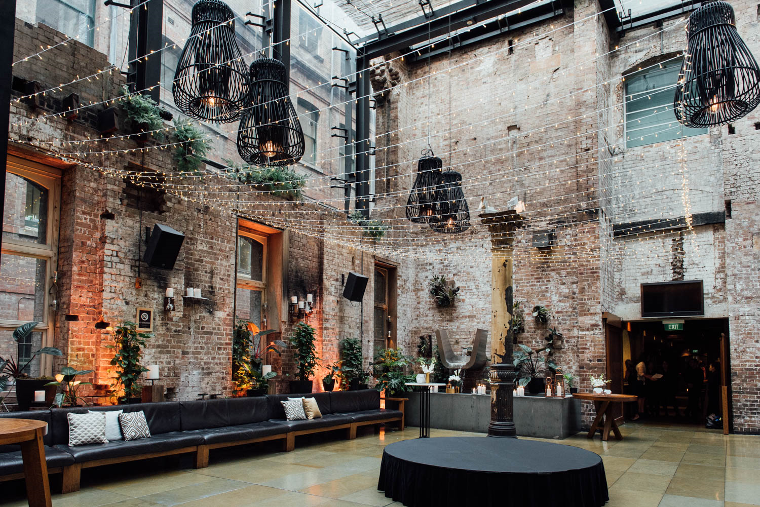 Establishment Bar-2008124