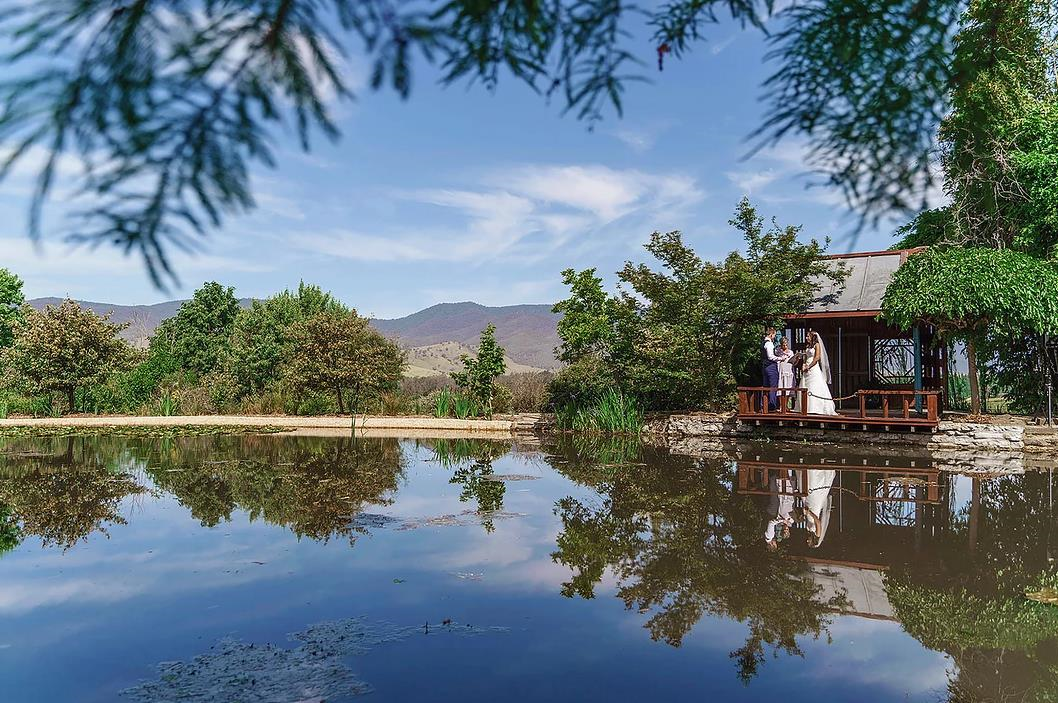 Beautiful Beneagle Farm Gardens & Weddings-1873056