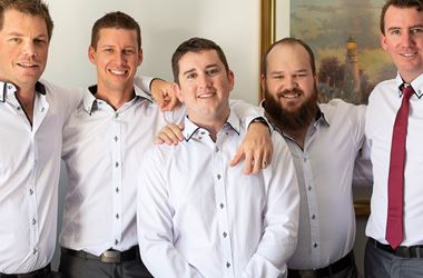 Jessica and Daniel host intimate romantic wedding in Perth