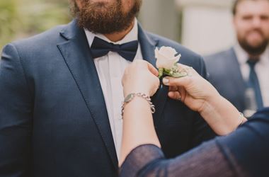 Amy and Michael’s wild and woolly beachside wedding blows guests away