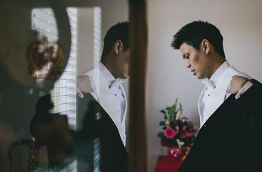 Like a romance novel’: Monica and Jeffrey’s classic garden wedding