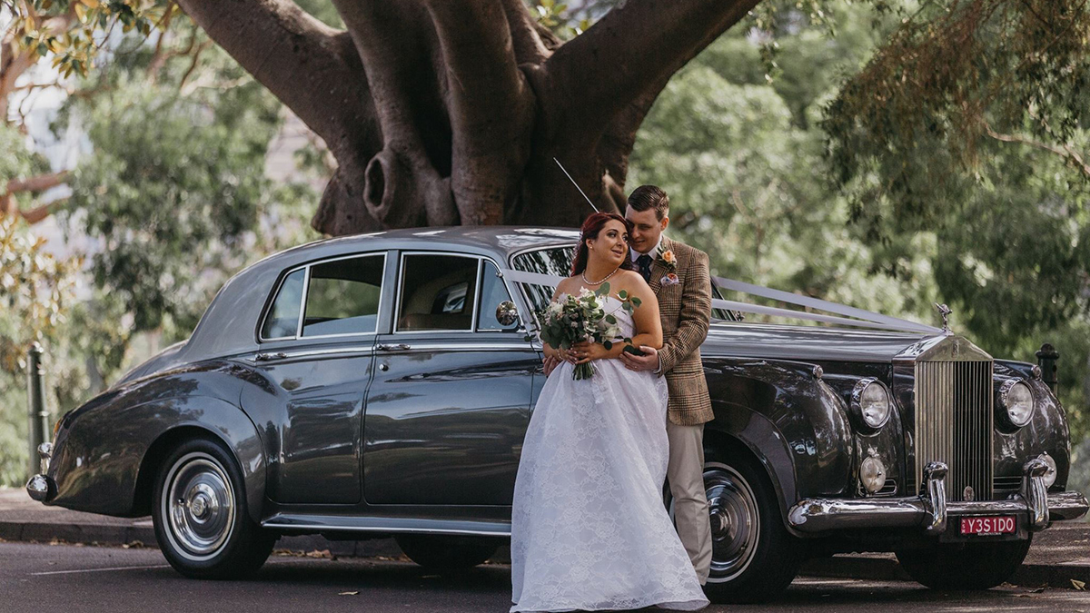 Wedding Cars For Hire to Receive Best Price on a Classic 1960 Rolls Royce  Silver Cloud 2