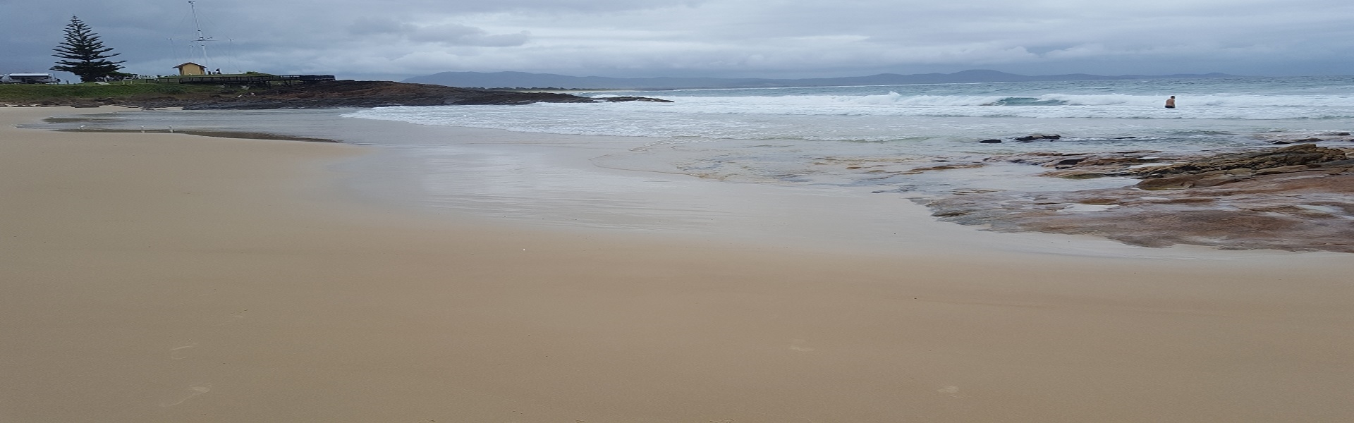 2999d7f0-ffe3-4745-abbd-e5c51cd5a9ef-new beach.jpg