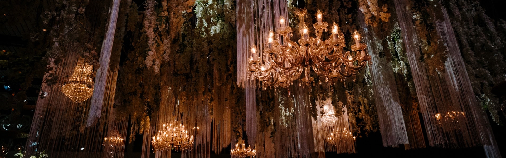 48571667-0f48-4ae0-ad54-e4fd5a338271-anna-wang-wedding-florist-stylist 2.jpg