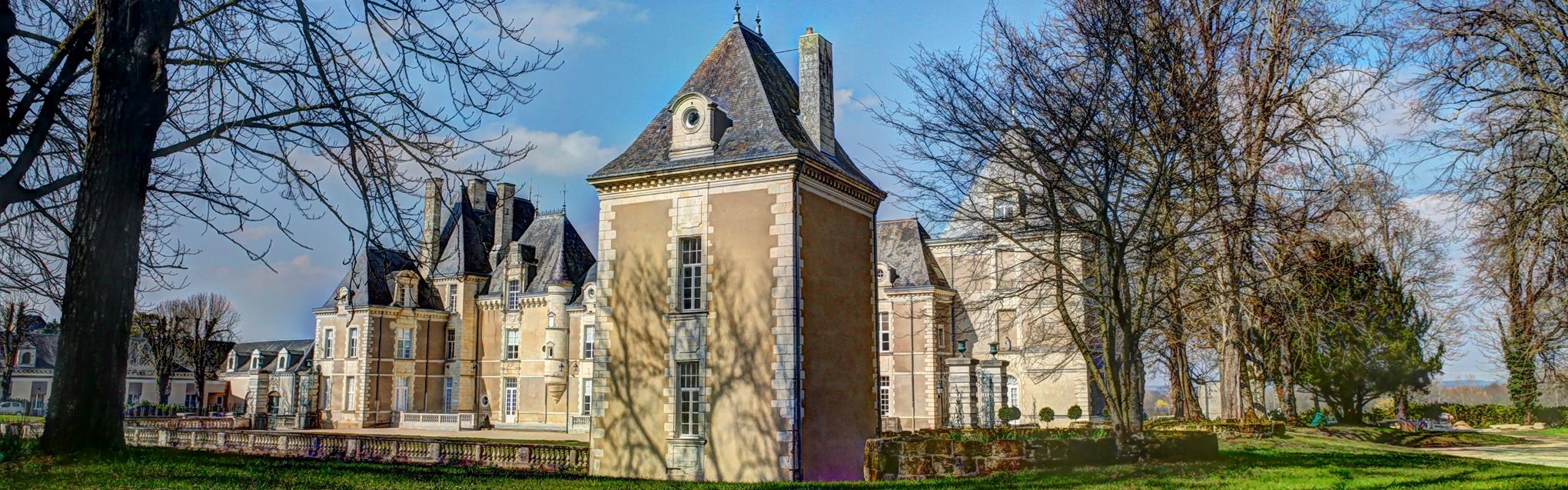 48ff428b-1d13-4490-afd2-bf17698dab7d-1 clocktower.jpg