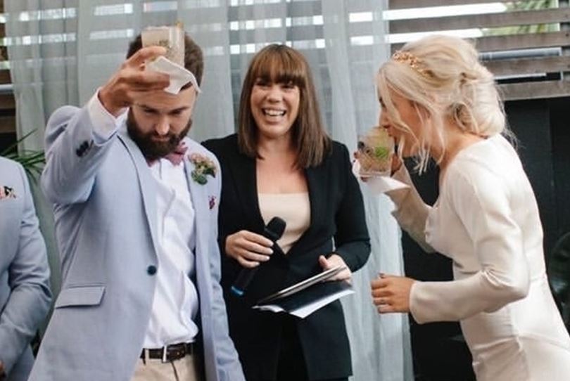 Marriage Celebrants-Megan Thompson