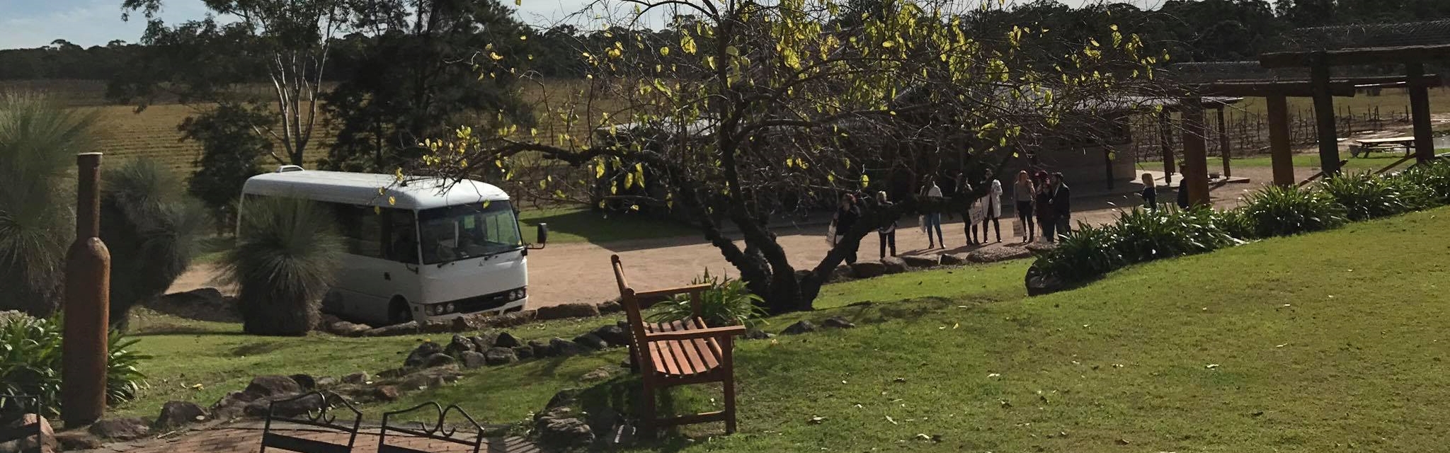 500910fe-9e73-4625-be9c-fa26c5bafb23-Bus in the hunter.jpg