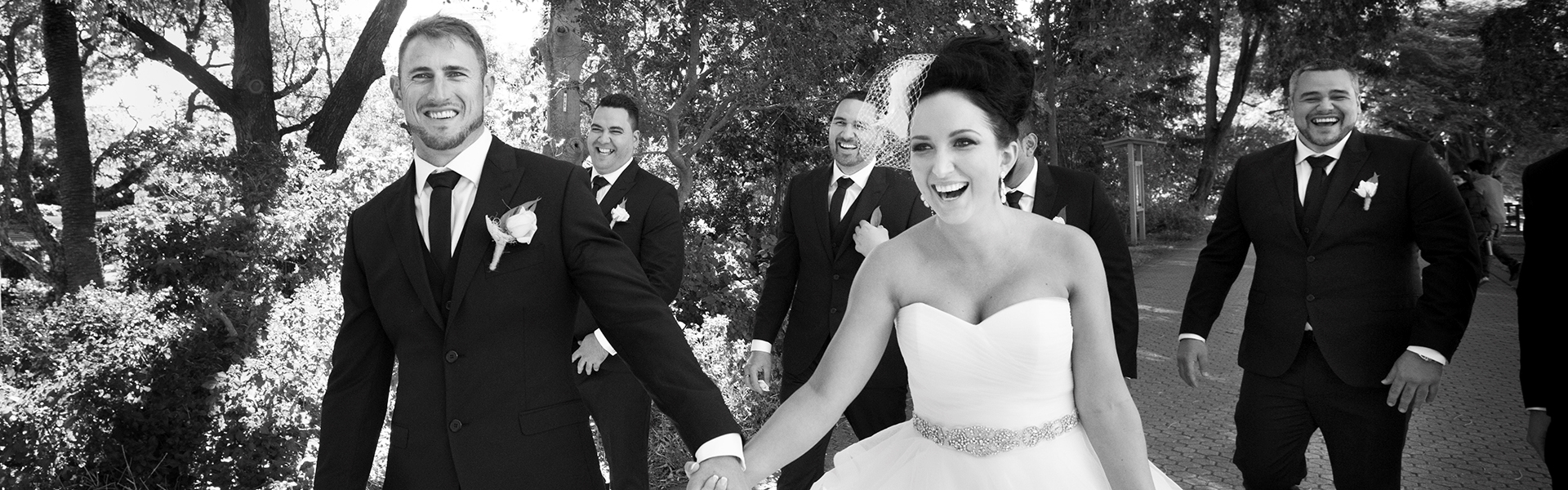 5e452b3f-0311-41ee-b7b5-51e6744ccd1e-easy weddings cover.jpg