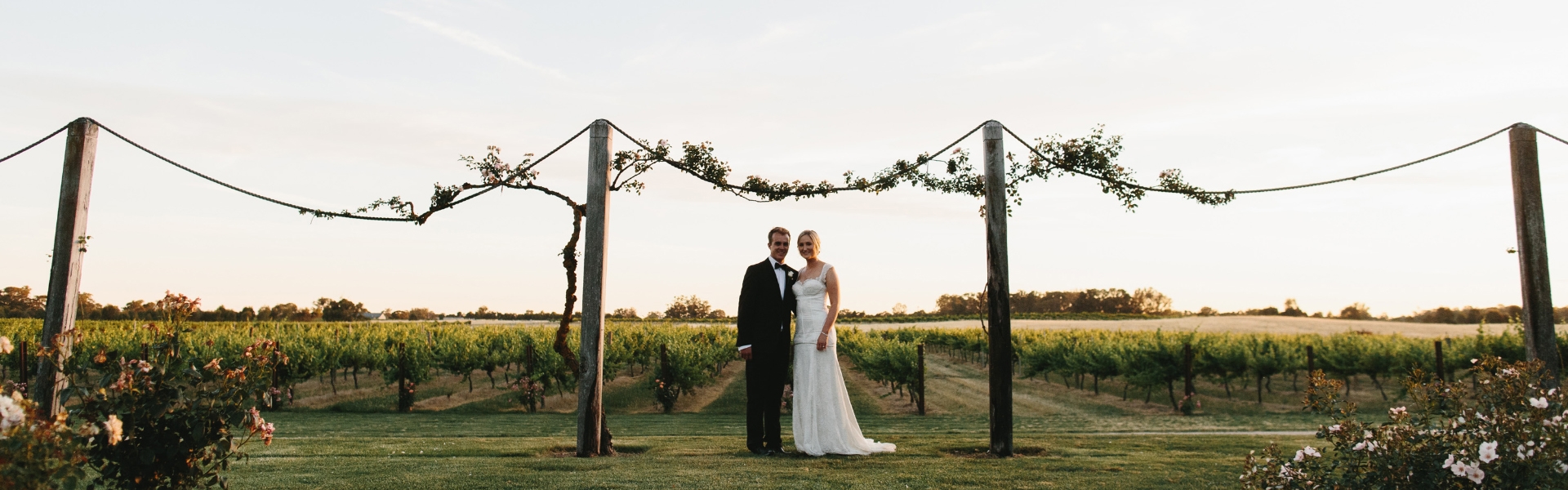 667f2917-6c07-4cba-9a61-a3f15df9f061-EasyWeddings Header 1.jpg