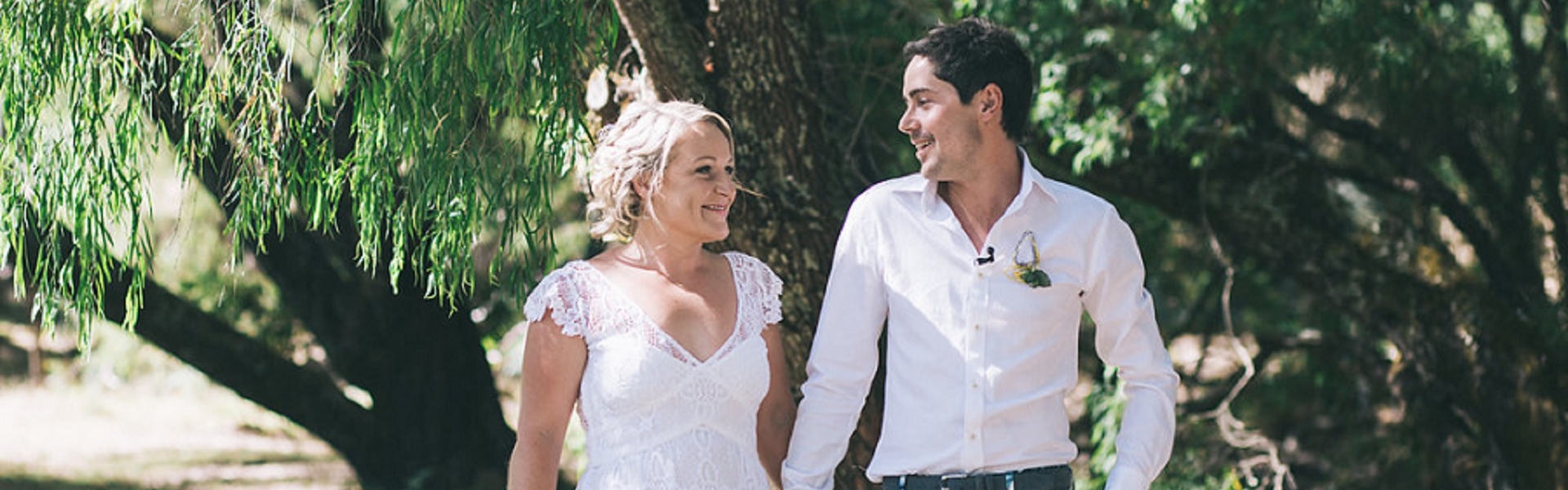 6ab44c02-e97b-4807-8976-84d2fa3746f2-Kirsty&Jesse hero image.jpg