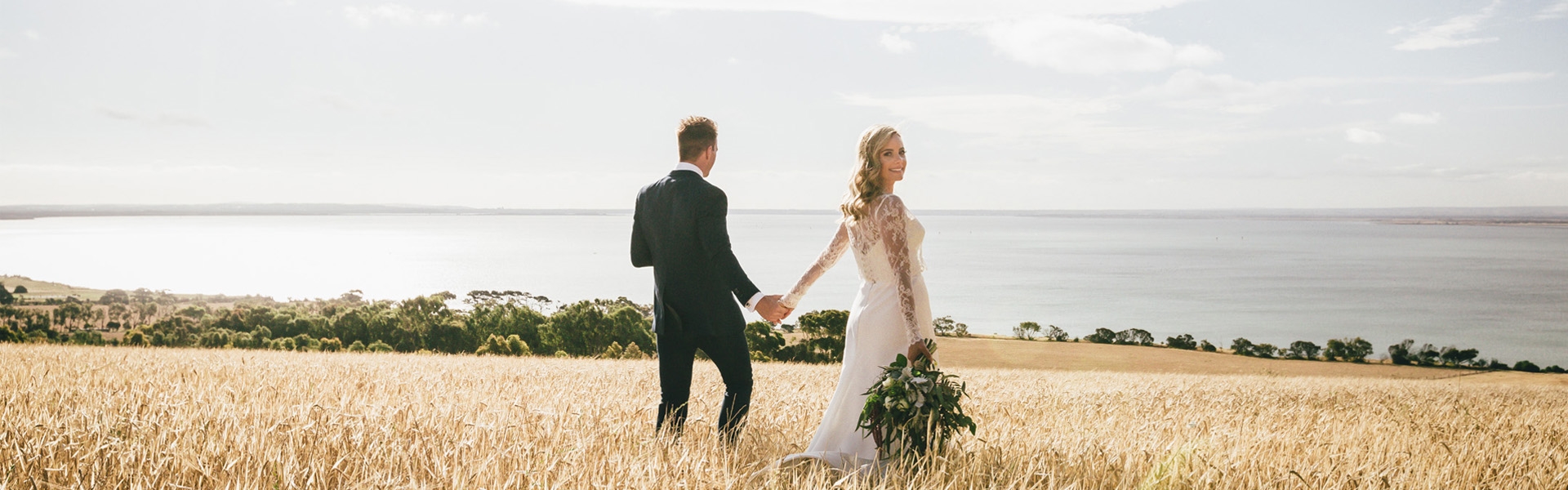 7d0bf65a-2894-4853-a320-4b20c6939b4f-easyweddings hero 01.jpg