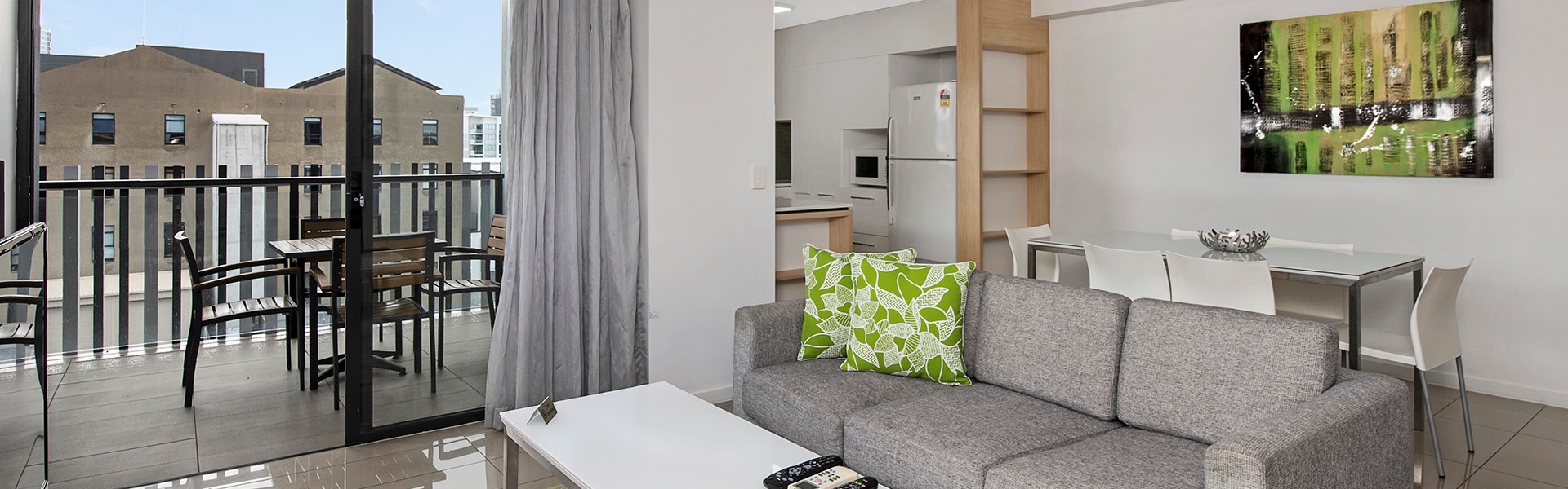 9e4154f0-5076-4524-8495-60c561f1235e-Atrio 2Bed Living room.jpg