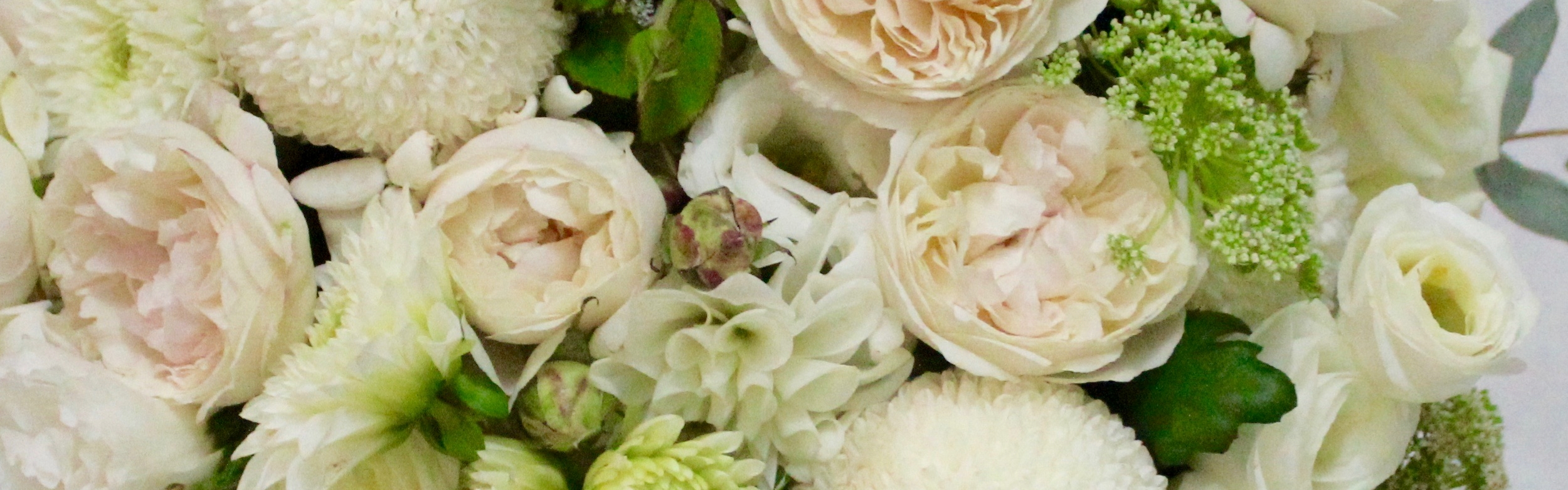 9ebd9fd9-86dc-404e-aa2e-b44168f28a15-champagne bouqut.jpg